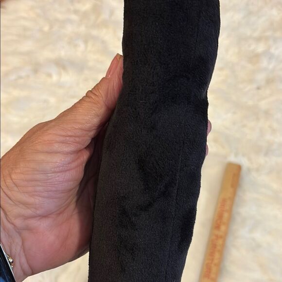 Car Seat Gap Filler (stops items from dropping in beside seats) - Picture 4 of 4